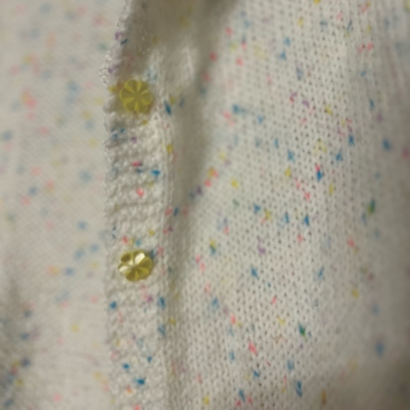 Girls Beautiful Vintage Sweater - Picture 2 of 3